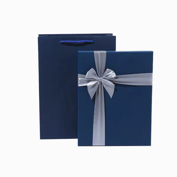 Exquisite Large Gift Box